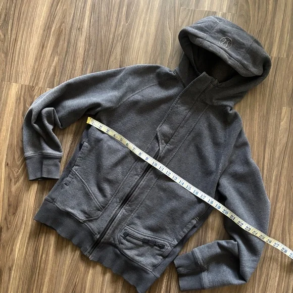 Lululemon Men's Deep Cove Full Zip Charcoal Gray Hoodie - Picture 9 of 13